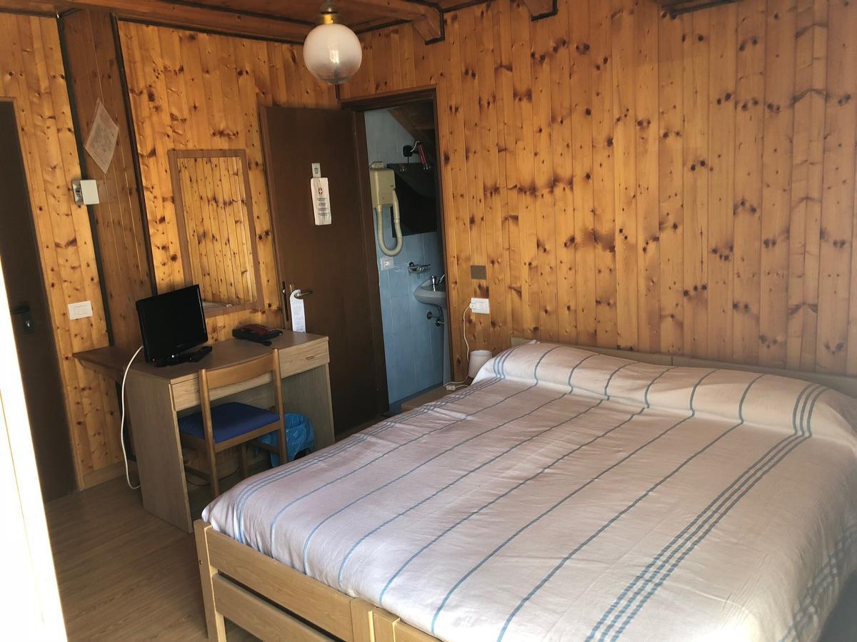 Craveggia Albergo La Perla מראה חיצוני תמונה